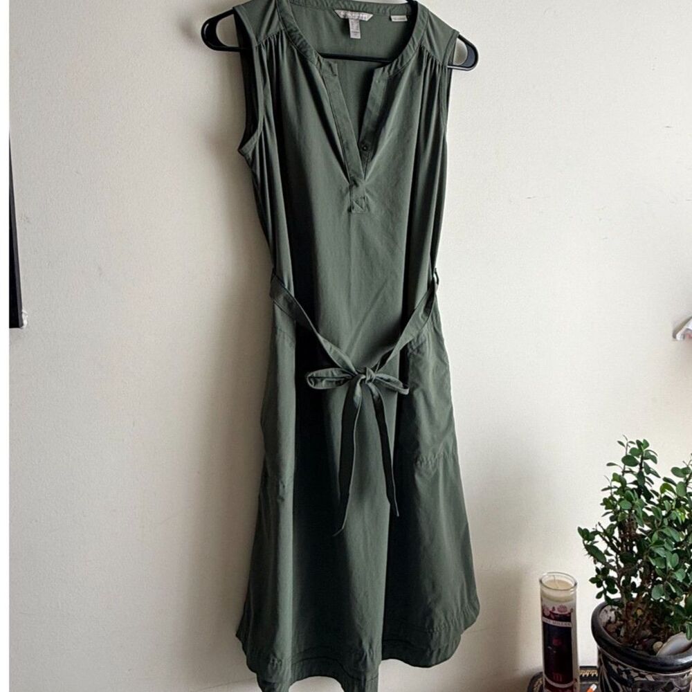 Royal Robbins Green travel dress (US 4 / UK 8)